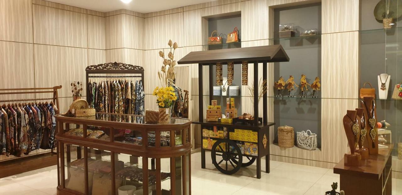 Hotel Chanti Managed By Tentrem Hotel Management Indonesia Semarang Kültér fotó
